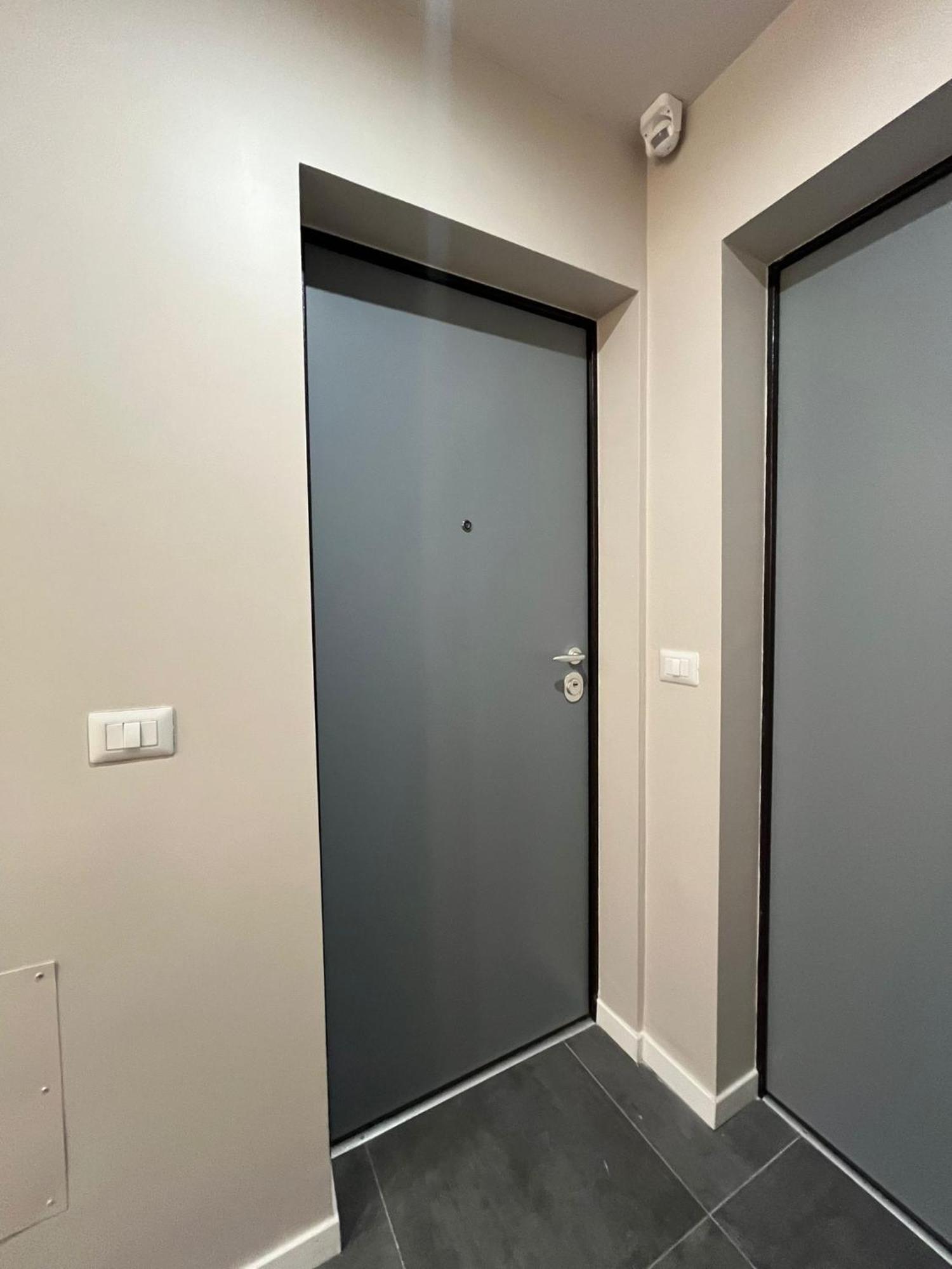 Monolocale Piazza Gambara M1 Apartment Milan Bagian luar foto