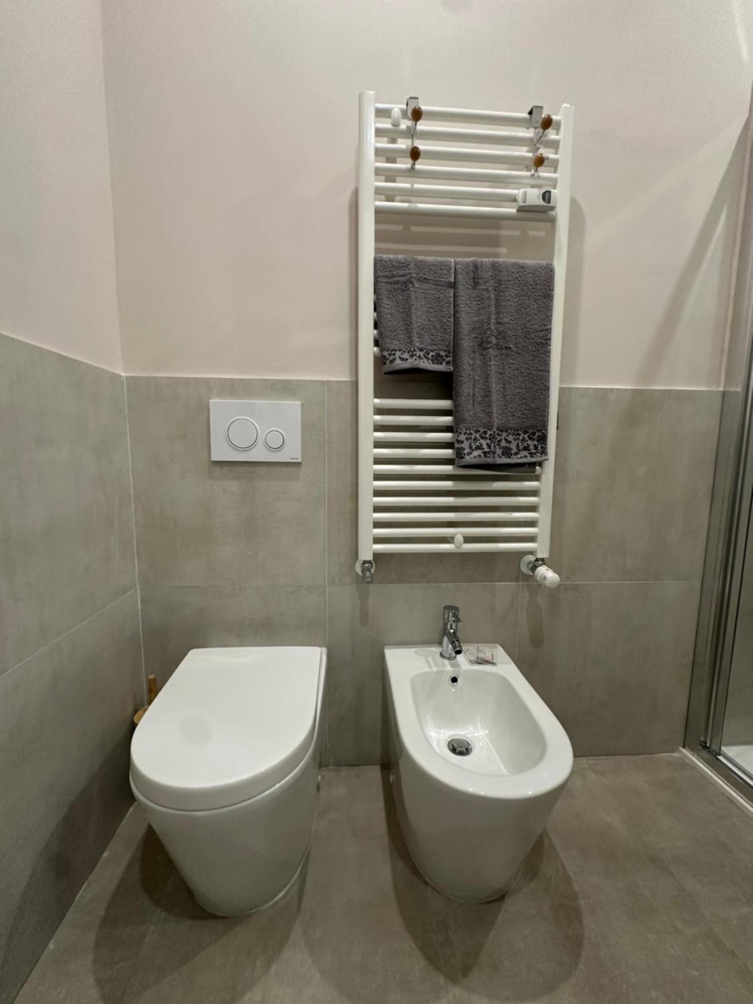 Monolocale Piazza Gambara M1 Apartment Milan Bagian luar foto