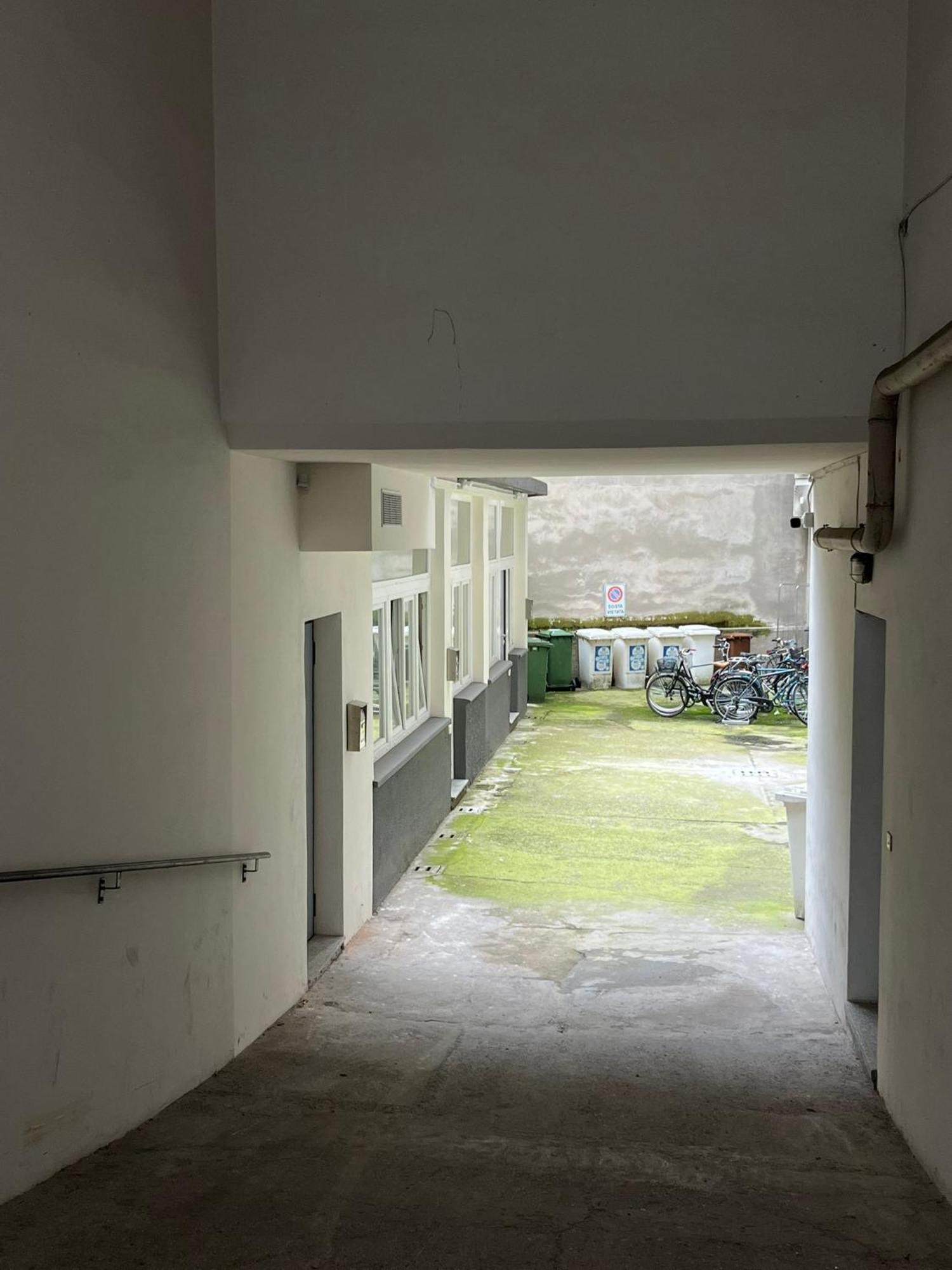 Monolocale Piazza Gambara M1 Apartment Milan Bagian luar foto